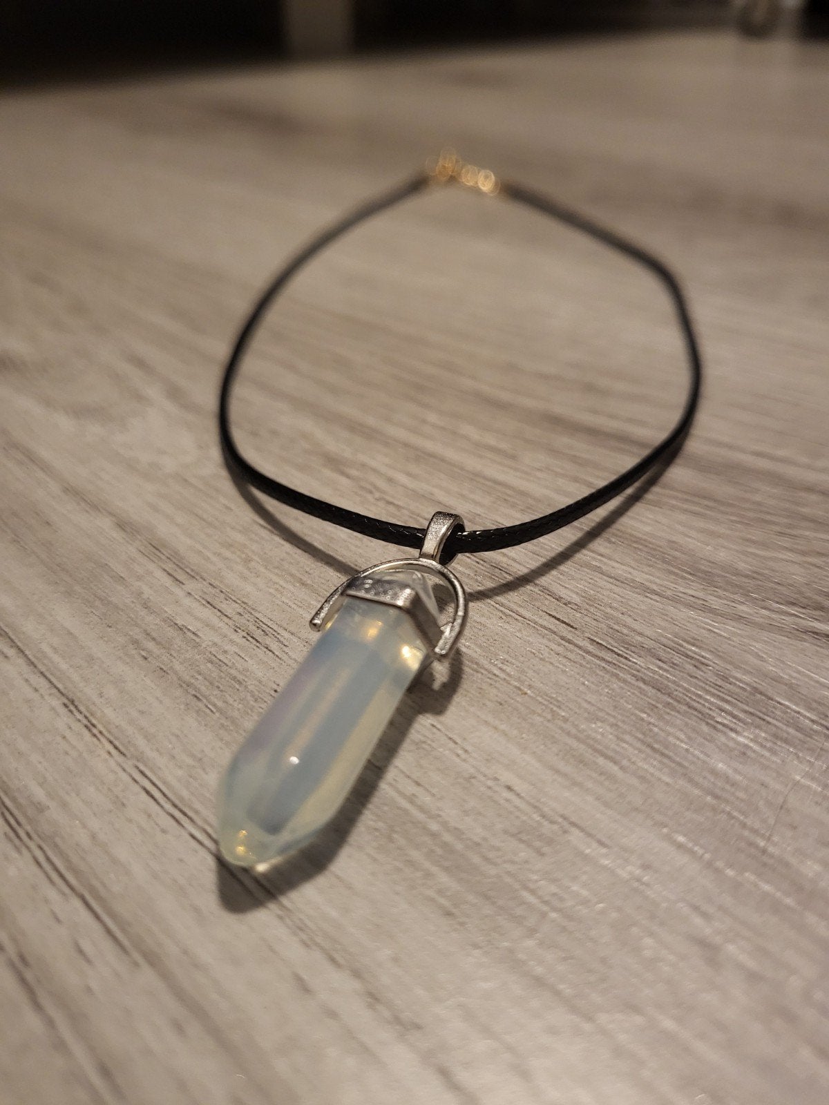Nieuwe ketting met opaal hanger, Overige materialen, Verstelbaar, Zwart, Nieuw