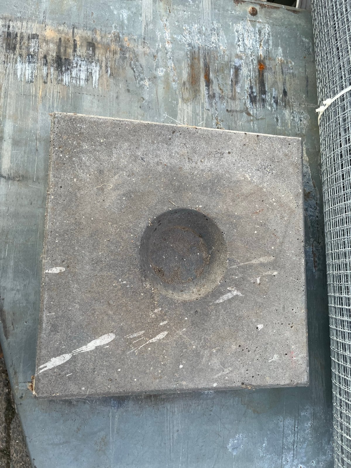 Knikkerpottegel 30x30x6 cm, Tuin en Terras, Ophalen, Gebruikt, Beton, Overige typen