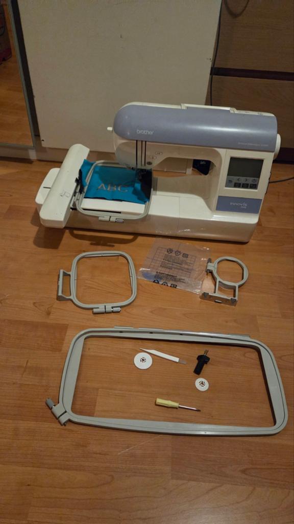 Brother Innov-is 700E borduurmachine, Ophalen, Gebruikt, Naaimachine, Brother