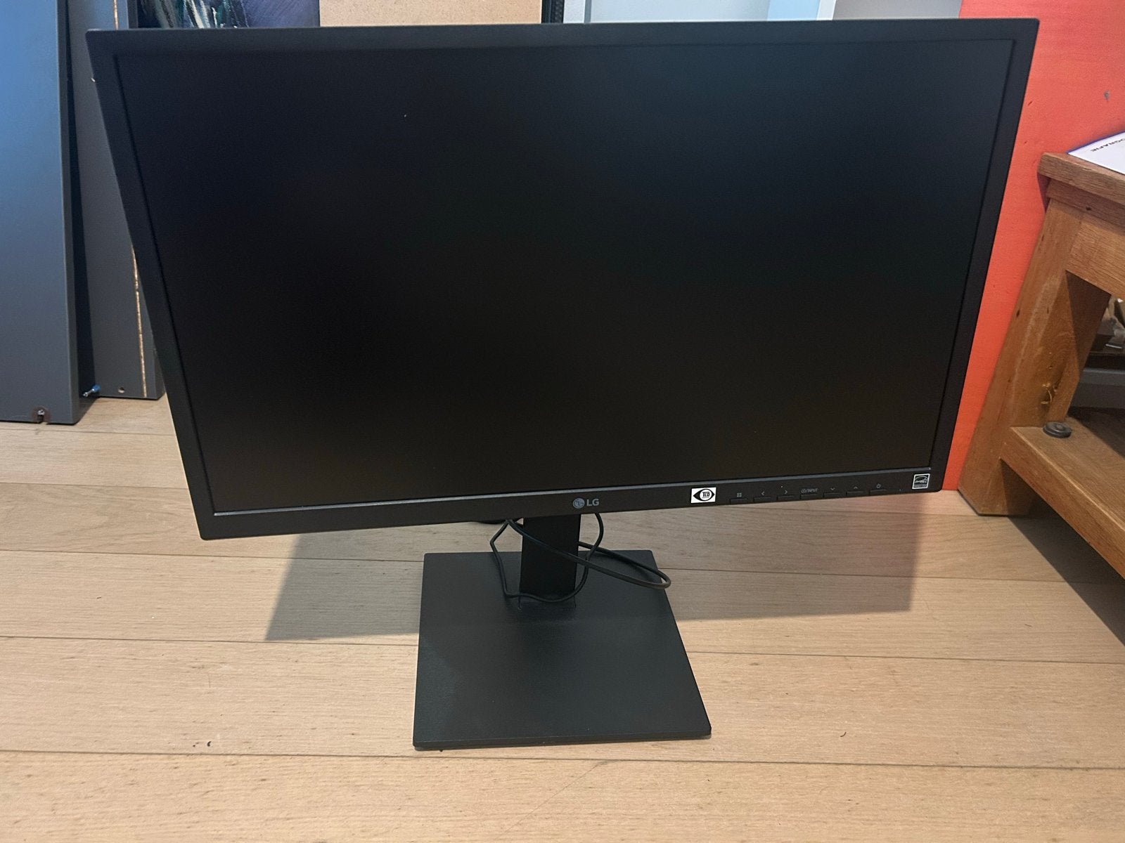 LG LED Monitor 24BP750C - 24 inch Full HD Scherm, Ophalen, Full HD, Zo goed als nieuw, LED