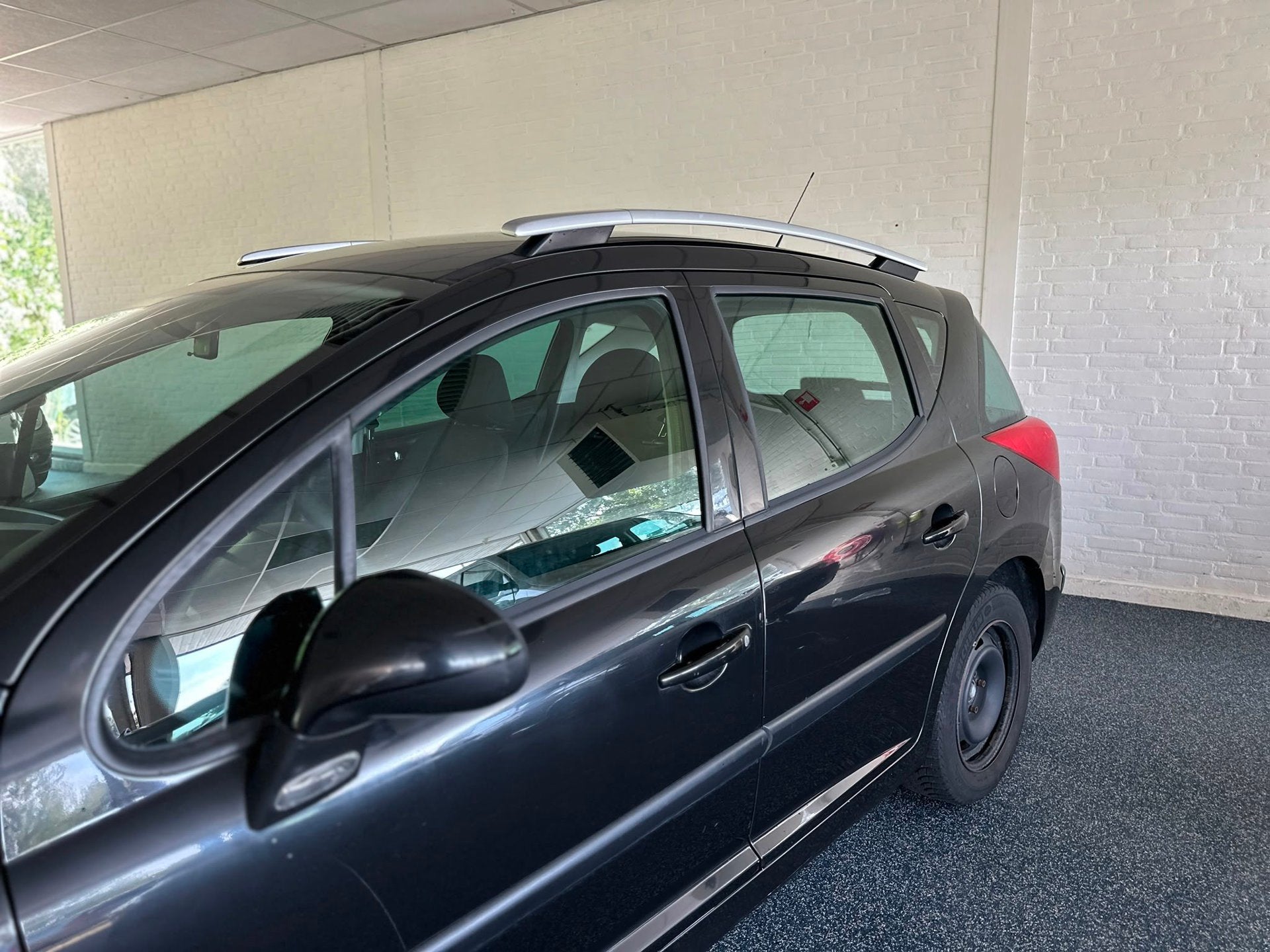 Peugeot 207 SW 1.4 VTi X-line | Recent onderhouden | Airco |, Auto's, Voorwielaandrijving, Euro 5, Gebruikt, Zwart