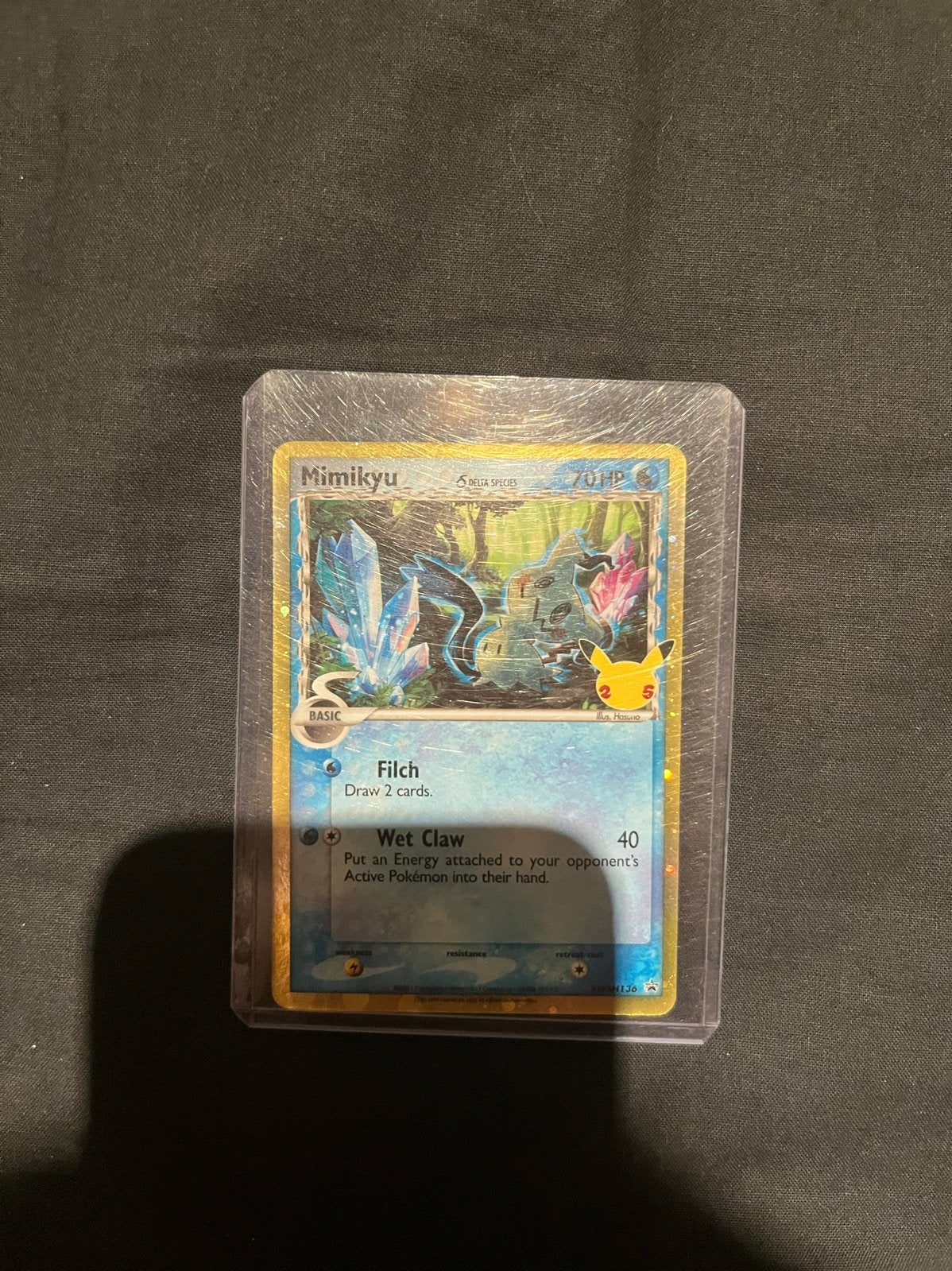 Mimikyu Pokémon kaart - Celebrations Classic Collection, Hobby en Vrije tijd, Ophalen of Verzenden, Zo goed als nieuw, Losse kaart