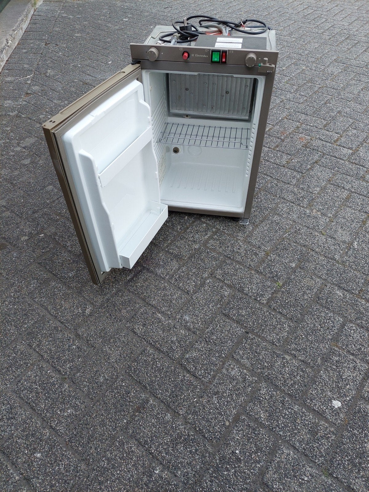 elektrolux RM-4180 camper boot koelkastje op gas 12v 220v, Watersport en Boten, Ophalen of Verzenden, Gebruikt, Overige typen