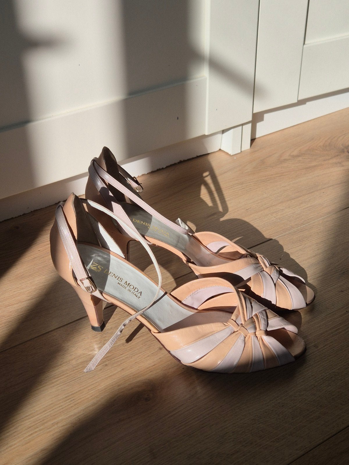 Vintage leren pumps tangostijl, Pumps, Overige kleuren, Ophalen of Verzenden, Zo goed als nieuw