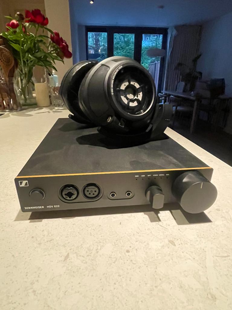 Sennheiser HD 820 + HDV 820 Limited Edition – Ongebruikt, Audio, Tv en Foto, Koptelefoons, Ophalen of Verzenden, Zo goed als nieuw