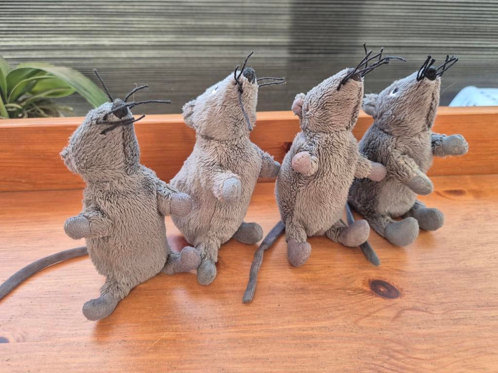4x IKEA grijze muis gosig mus, Kinderen en Baby's, Speelgoed | Knuffels en Pluche, Ophalen of Verzenden