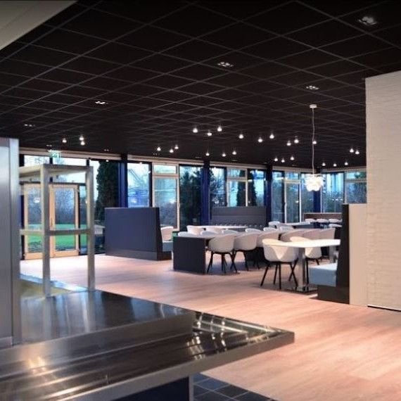 Rockfon V2 60x60 | Systeemplafondplaten | Zwart | 100m² ZGAN, Doe-het-zelf en Verbouw, Ophalen, Zo goed als nieuw, Overige materialen