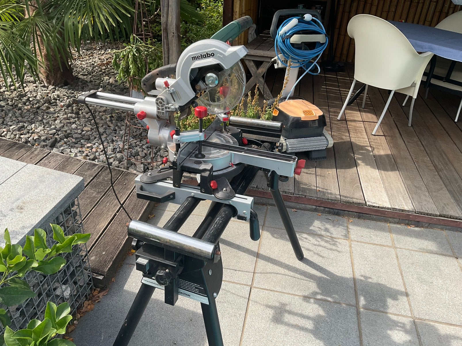 Metabo KGS216M met onderstel, Ophalen, Gebruikt, Afkortzaag, 30 tot 70 mm