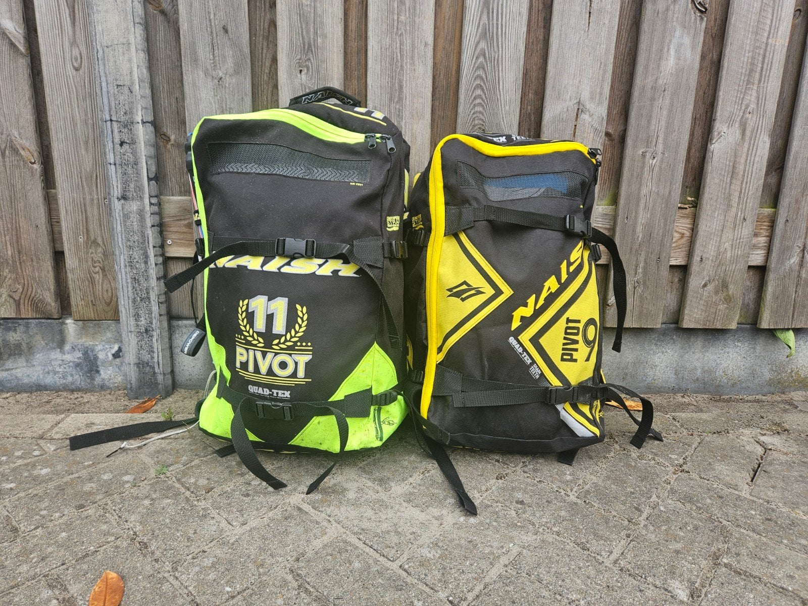 Naish Pivot kites (2019) in 9 en 11m met één bar, Ophalen, Gebruikt, Kitesurf-set, 9 m²