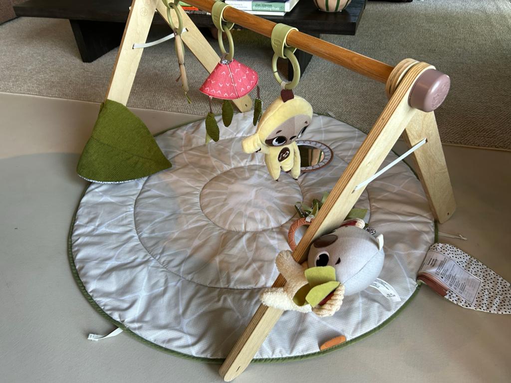 Tiny Love Babygym, Kinderen en Baby's, Speelgoed | Babyspeelgoed, Ophalen, Zo goed als nieuw, Speelkleed, Met geluid