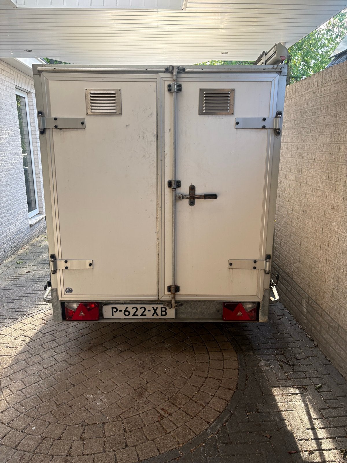 Gesloten aanhanger met luifel 750kg plek  2 motoren, Auto diversen, Aanhangers en Bagagewagens, Ophalen of Verzenden
