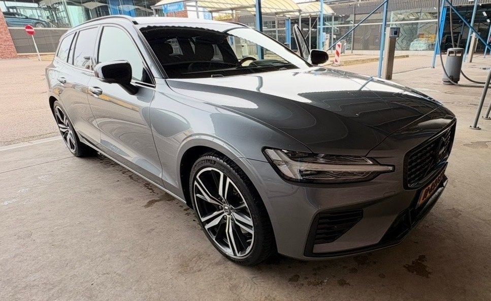 Volvo V60 2.0 T8 R-Design Pano B&W 360° Memory Trekh., Auto's, Volvo, Automaat, Zwart, 4 cilinders, Leder en Stof