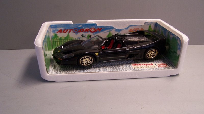 Ferrari f 50 idee+spiel met gouden velgen, Nieuw, Ophalen of Verzenden
