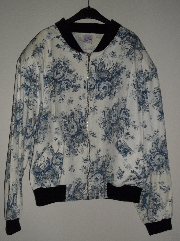 Dames Jasje maat M/L, Maat 38/40 (M), Overige kleuren, Ophalen of Verzenden, Zo goed als nieuw
