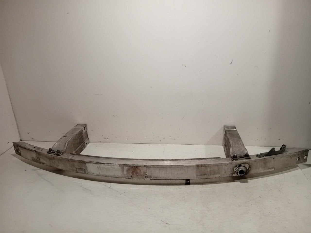 Bumperbalk voor Mercedes-Benz C-Klasse, Onderdelen@venauto.nl, Van der Ven Autorecycling B.V., Gebruikt, Ettenseweg 76, 4706 PB Roosendaal, The Netherlands