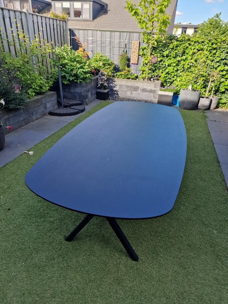 Mooie grote zwarte eettafel, Huis en Inrichting, Tafels | Eettafels, Ophalen, 100 tot 150 cm, 200 cm of meer, Zo goed als nieuw