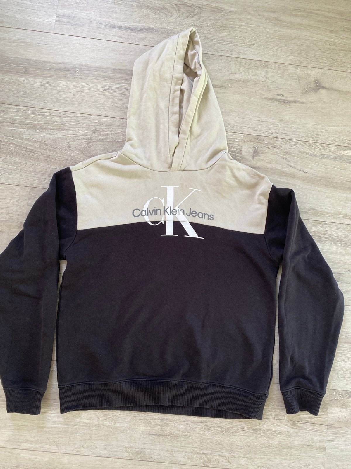 Calvin Klein Hoodie Maat 170 - Zwart/Beige, Ophalen of Verzenden, Gebruikt, Jongen of Meisje, Trui of Vest