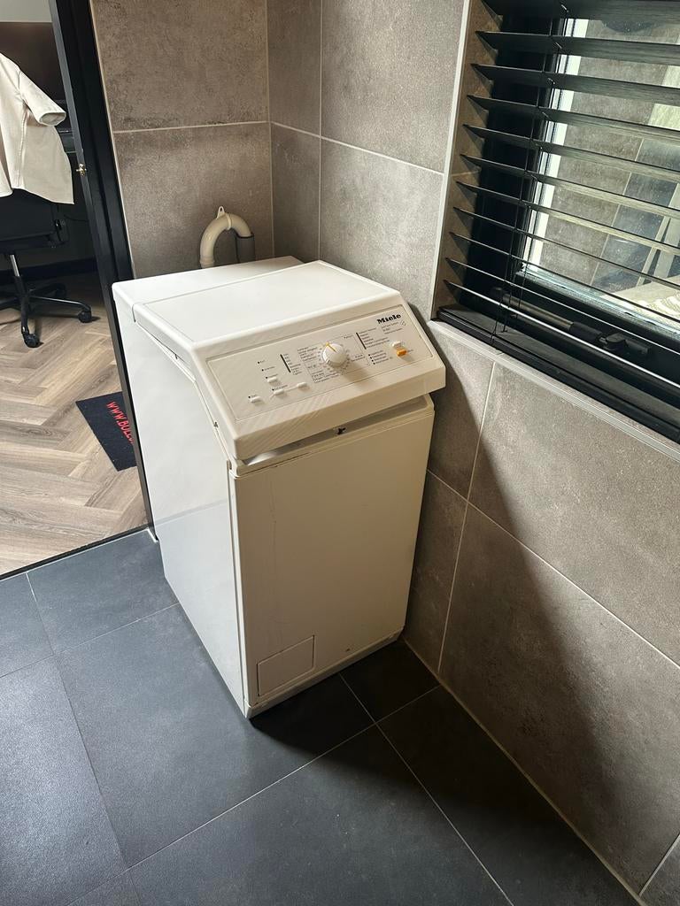 Miele W 667 Bovenlader Wasmachine - SoftCare System, Ophalen of Verzenden, Zo goed als nieuw