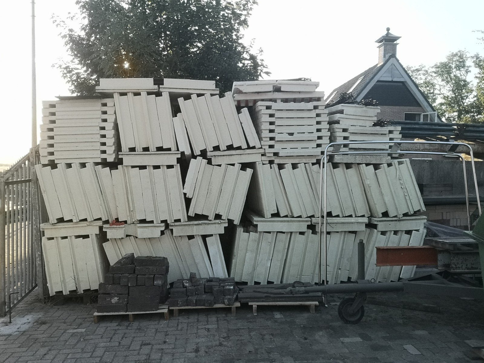 NIEUWE ISOBOUW BOWERKIST 550 X 700, Ophalen, Zo goed als nieuw