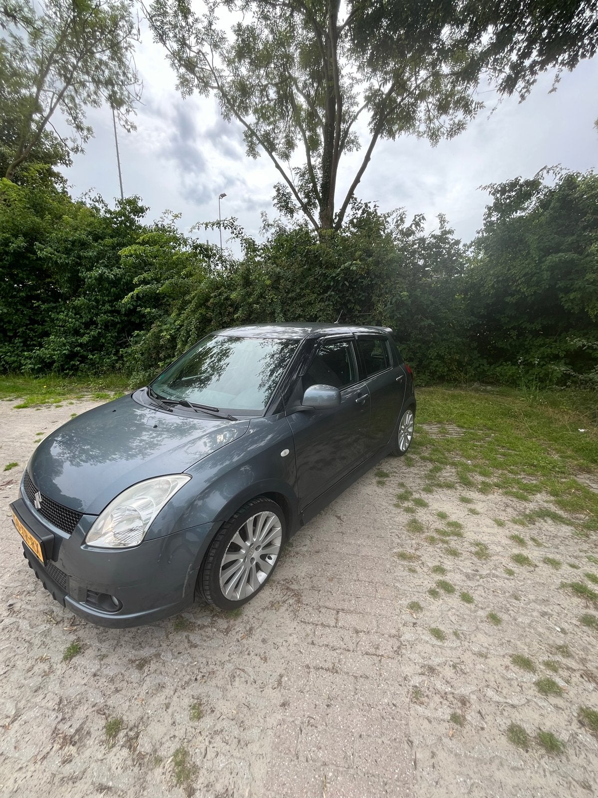 Suzuki Swift 1.3 5DRS 2007 Grijs met schade, Ophalen, Gebruikt, Suzuki