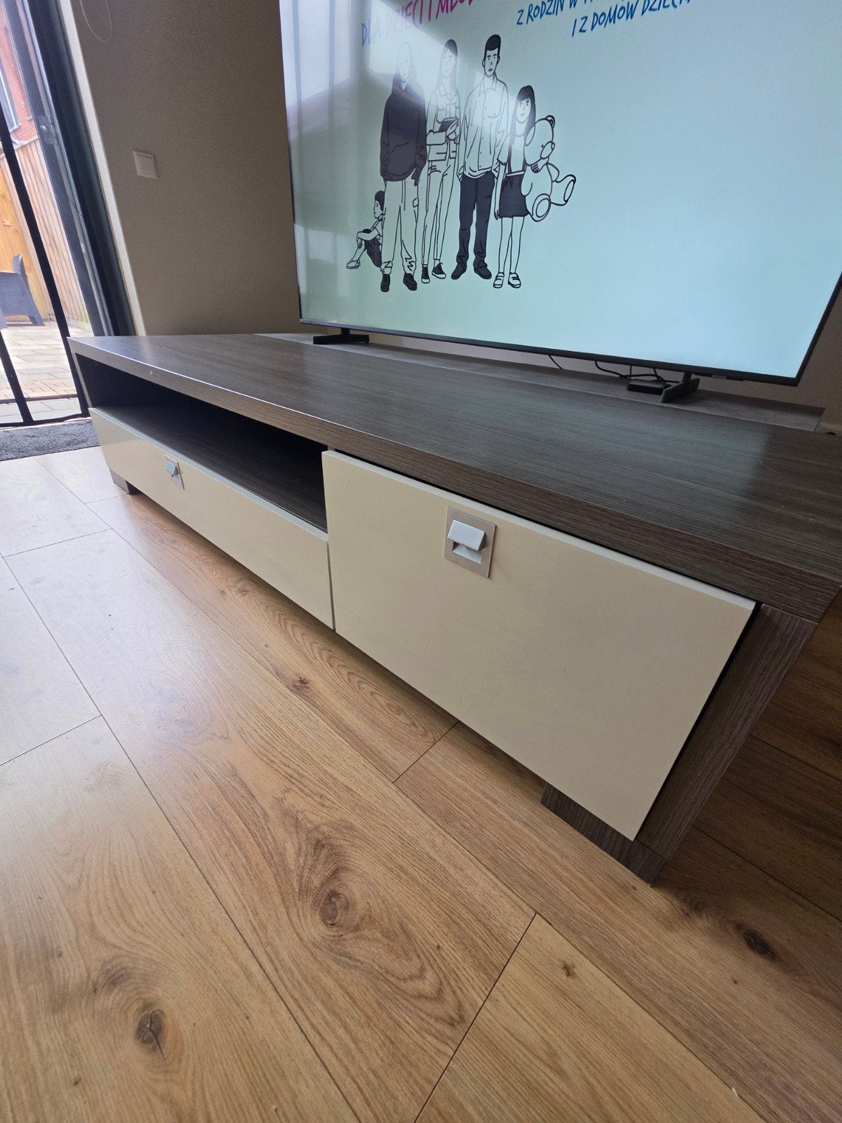Gratis af te halen: Massief houten TV-mebel, Huis en Inrichting, Ophalen, Gebruikt, 25 tot 50 cm, Minder dan 100 cm