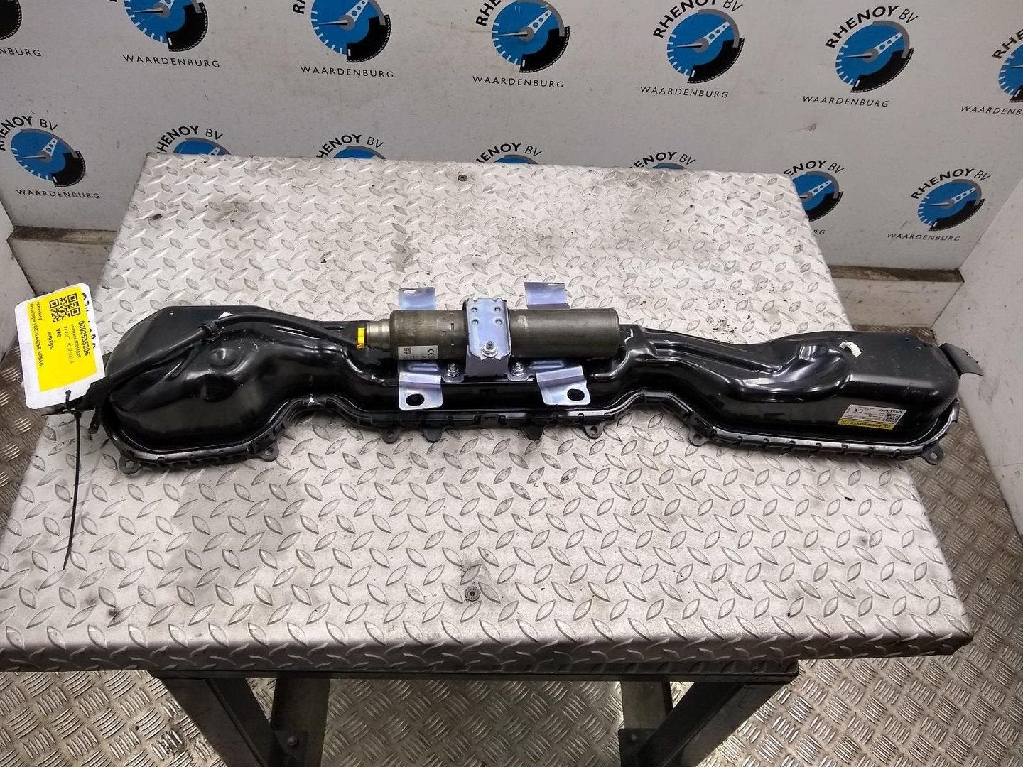 VOLVO V40 R-design  AIRBAG MOTORKAP 2017, Auto-onderdelen, Ophalen of Verzenden, Gebruikt, Stiba lid