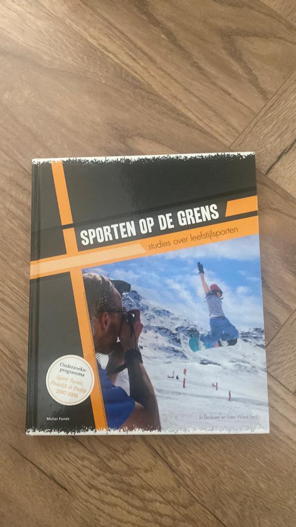 Sporten op de Grens: Studies over Leefstijlsporten, Ophalen of Verzenden, Zo goed als nieuw, Overige sporten