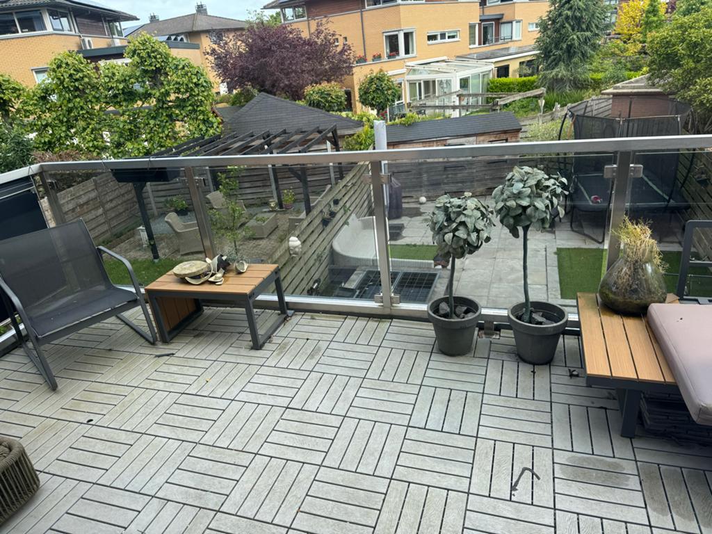 150 Ikea Terrastegels - Perfect voor balkon of tuin, Ophalen, Overige materialen, Gebruikt, 20 tot 40 cm