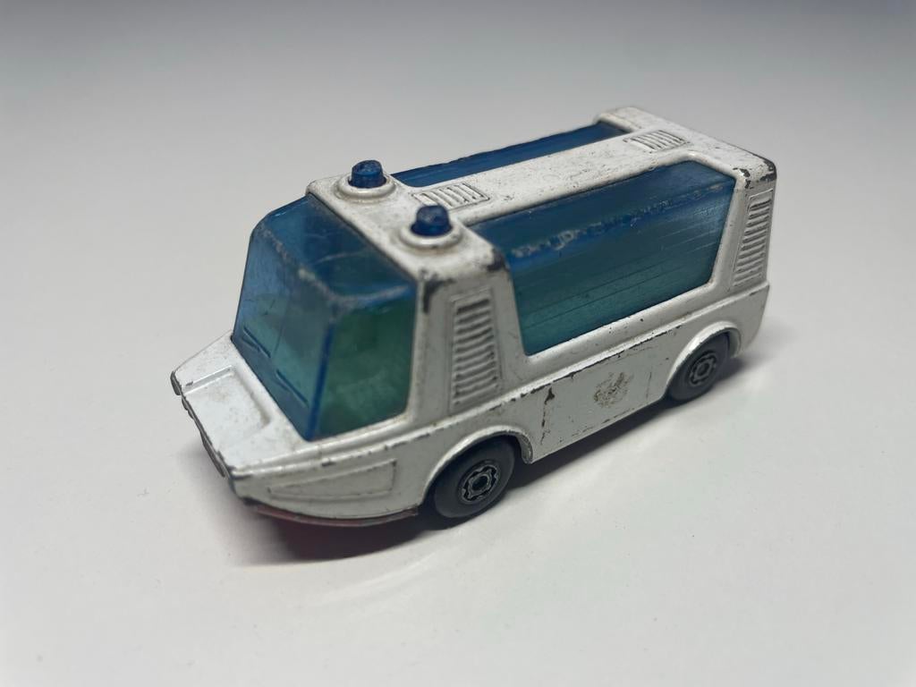 Matchbox Superfast no.46 Stretcha Fetcha Ambulance, Hobby en Vrije tijd, Overige merken, Gebruikt, 1:50 of kleiner, Auto