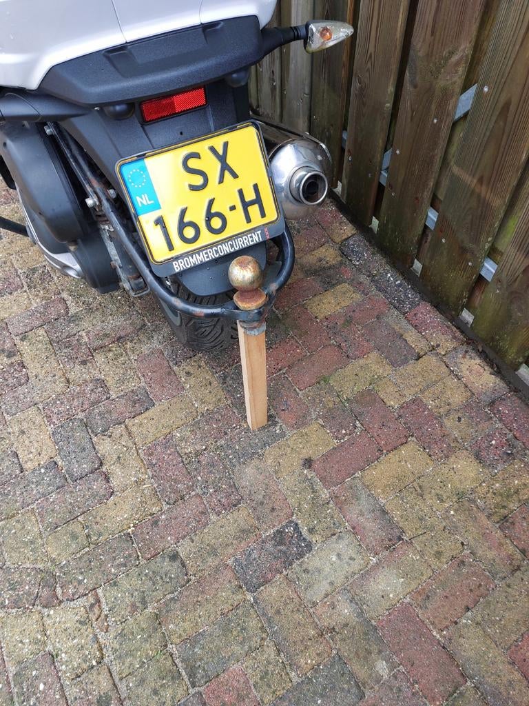 Trekhaak voor Piaggio MP3 400/500, Ophalen