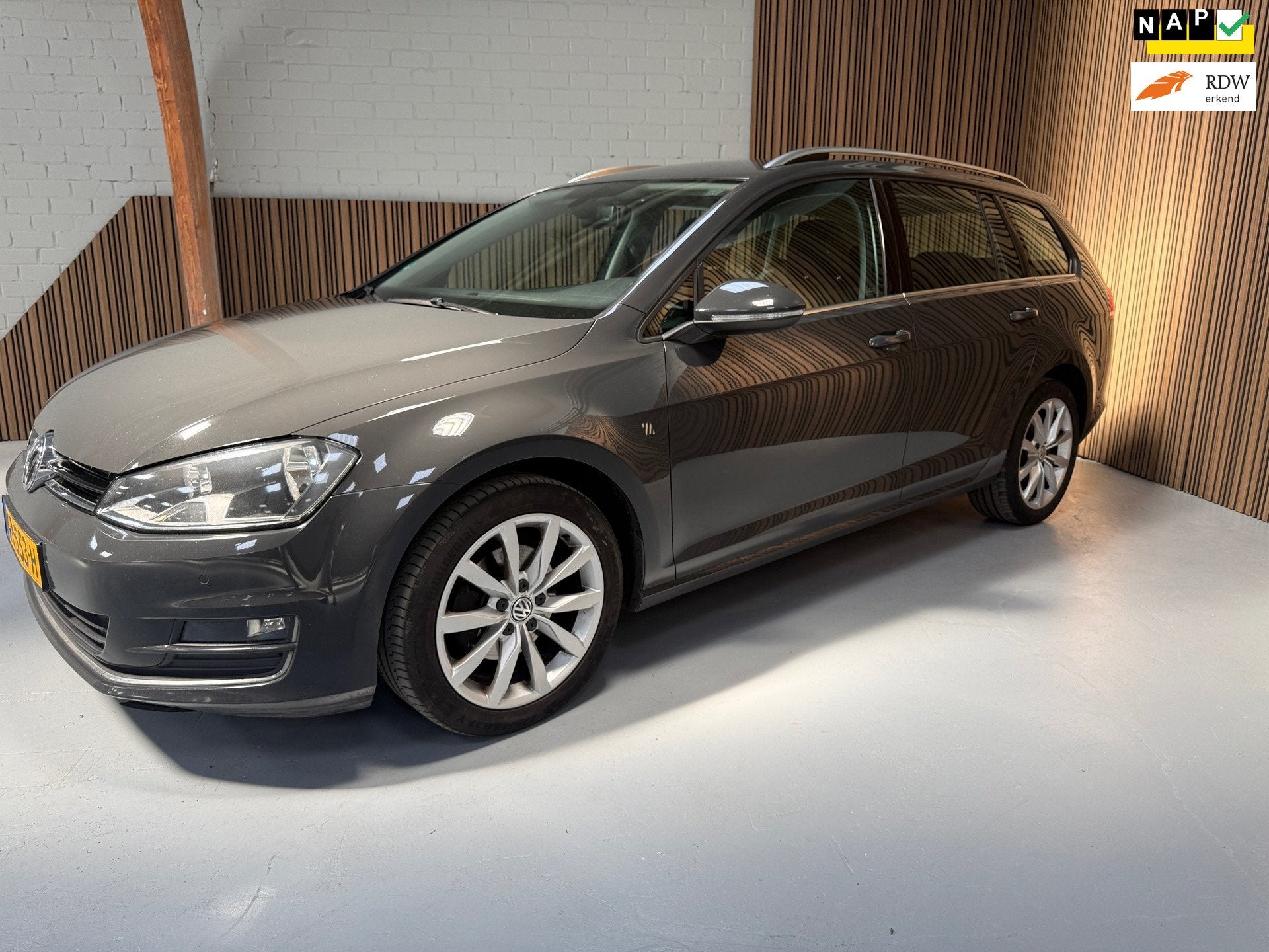 Volkswagen Golf Variant 1.2 TSI Massage, Business Edition Co, Voorwielaandrijving, Gebruikt, 4 cilinders, 1194 kg
