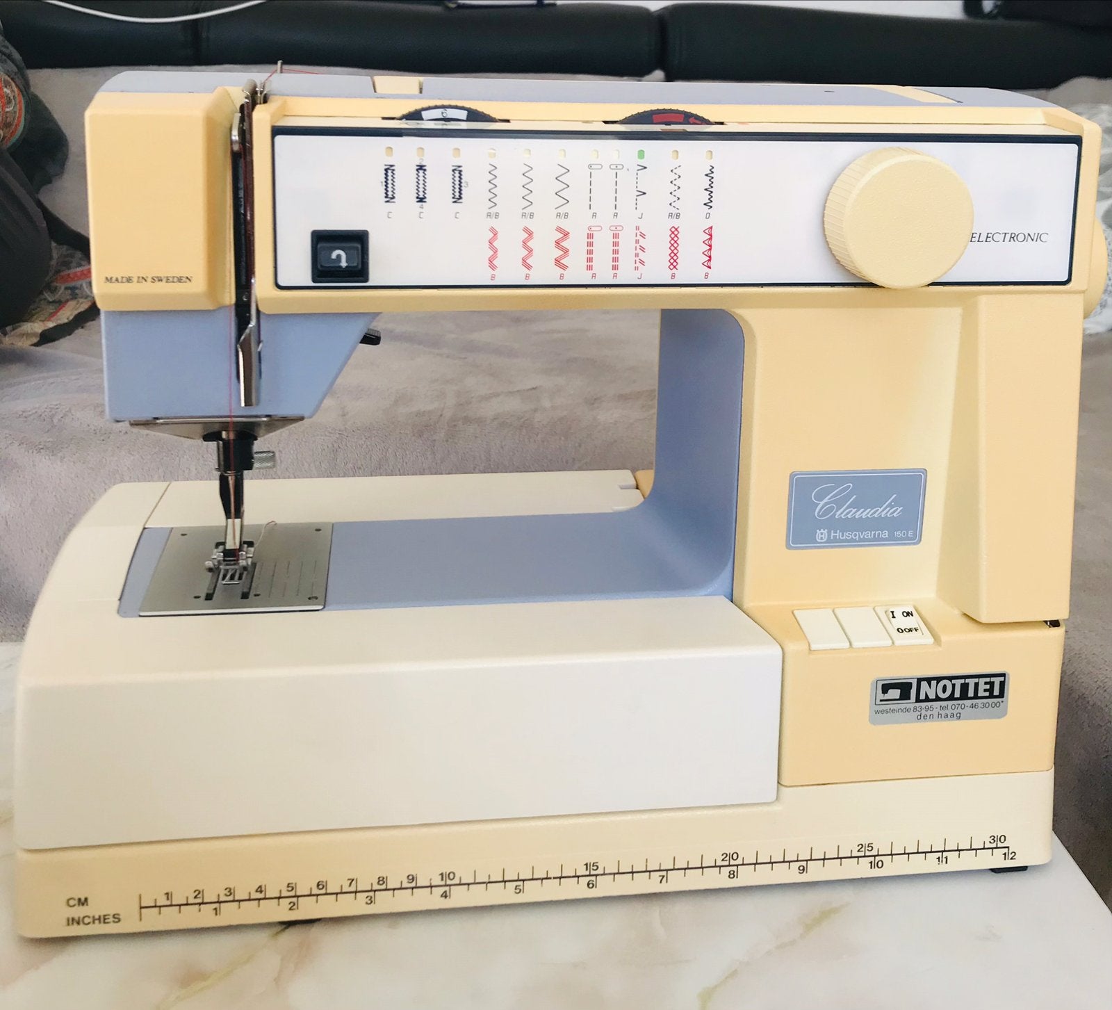 Naaimachine Husqvarna, Ophalen of Verzenden, Zo goed als nieuw, Naaimachine, Overige merken
