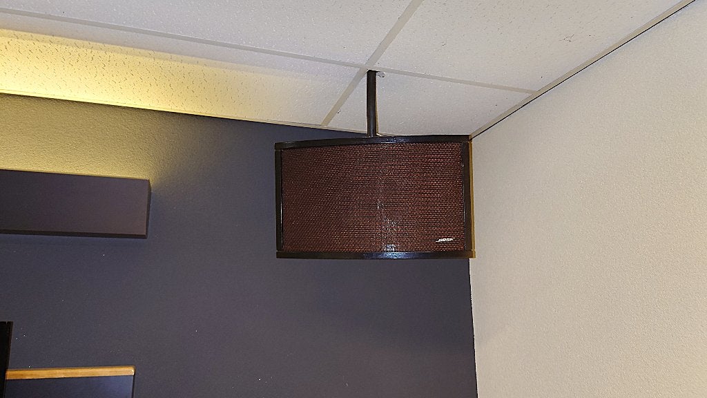 2 Bose 901 luidsprekers zwart met plafond beugels, Ophalen, Gebruikt, Overige typen, 60 tot 120 watt