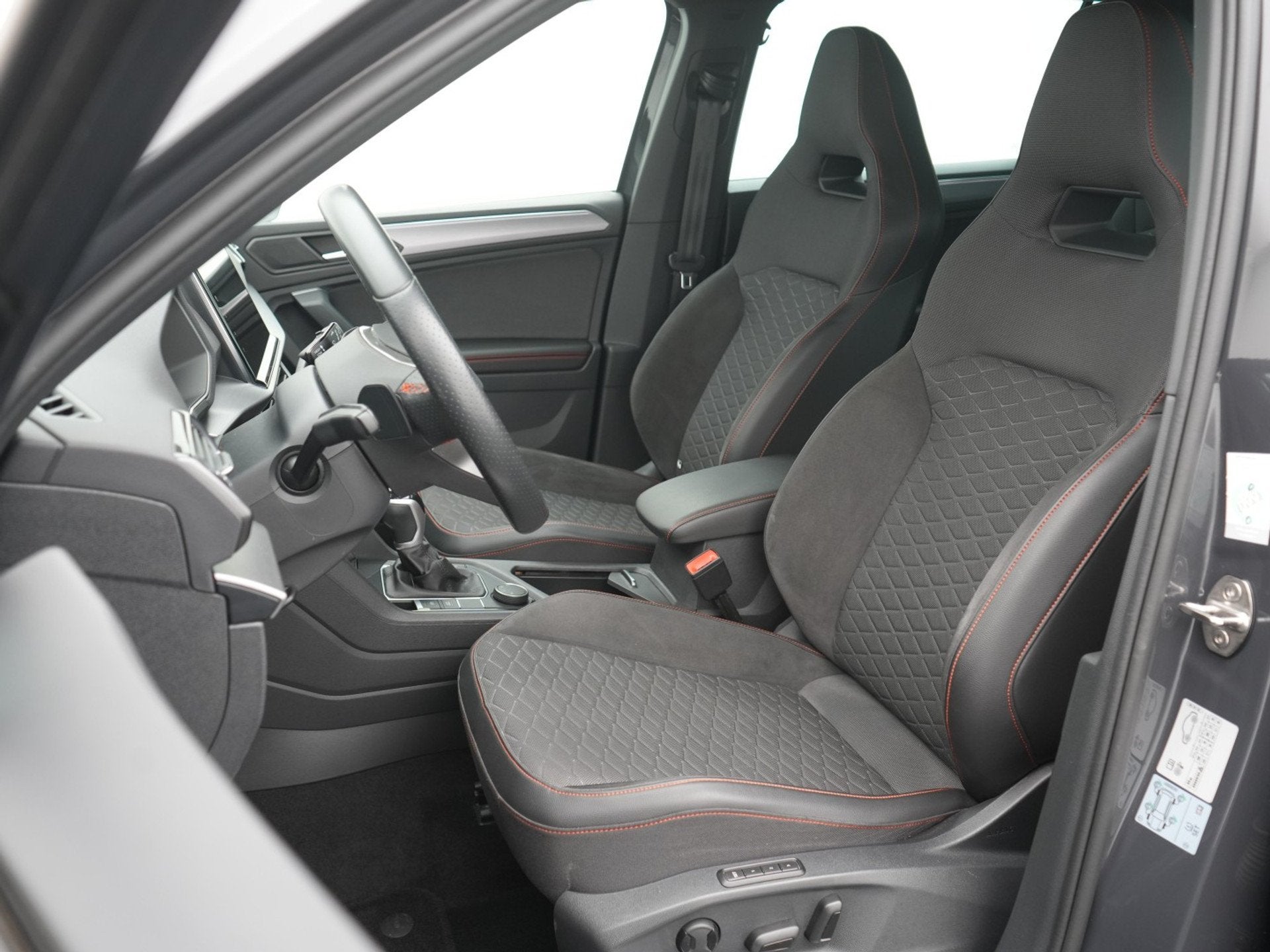 SEAT Tarraco 1.4 TSI e-Hybrid PHEV FR panoramadak | El. Trek, Auto's, Dealer onderhouden, 4 cilinders, SUV of Terreinwagen, Te koop