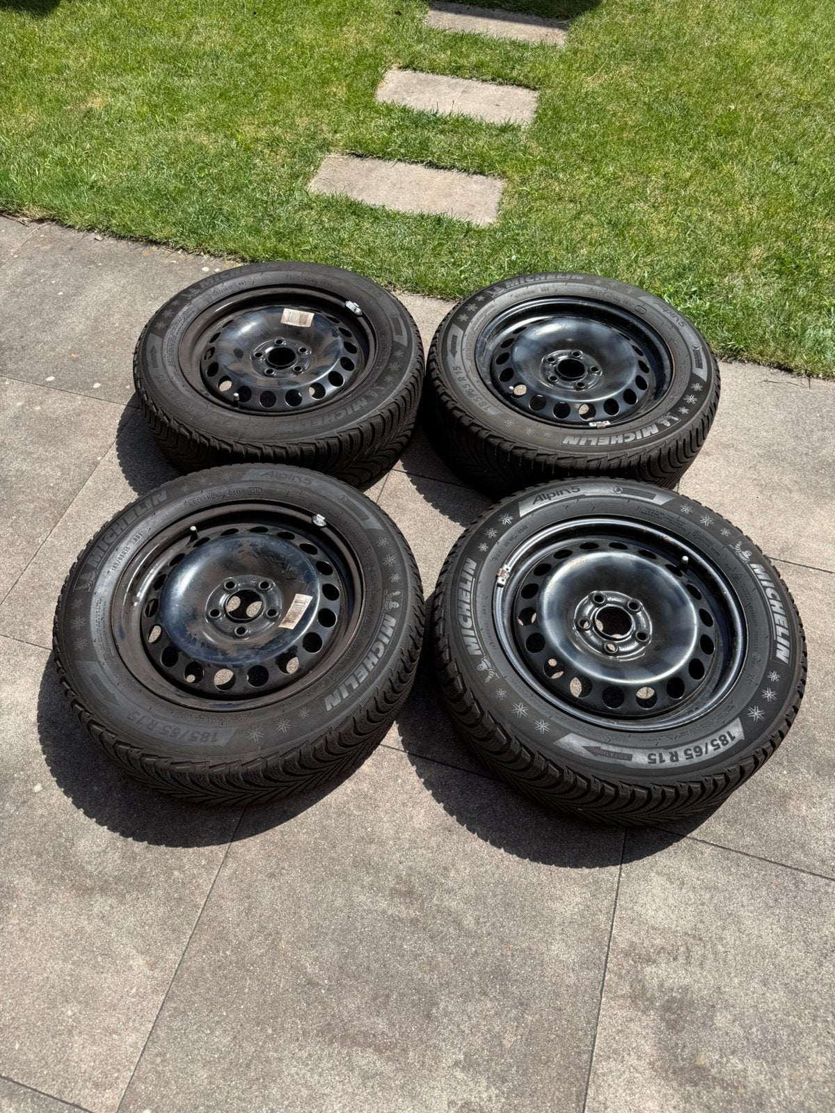 4x Michelin Alpin 5 winterbanden op stalen velg – 185/65 R15, Ophalen, 15 inch, Banden en Velgen, 185 mm