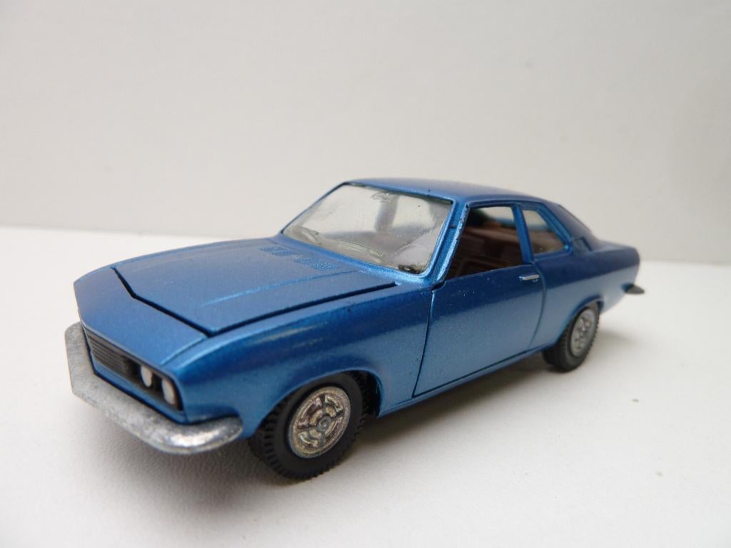 Oel Manta  '' Auto Pilen '', Hobby en Vrije tijd, Modelauto's | 1:43, Ophalen of Verzenden, Zo goed als nieuw, Auto, Overige merken