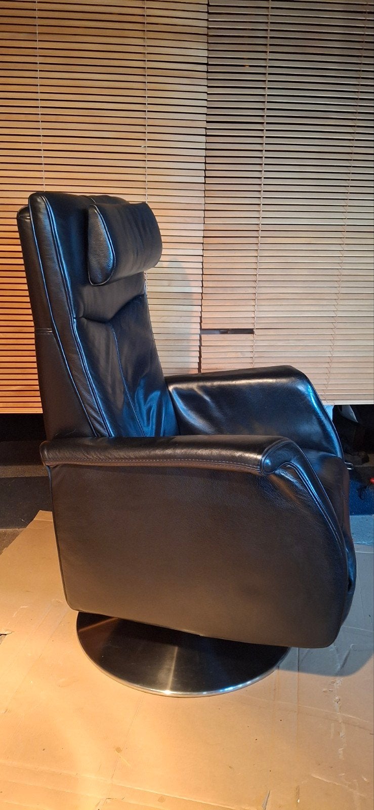 Prominent handbediende verstelbare stoel - Zwart leer, Gebruikt, Zwart, Modern, Comfort, Leer
