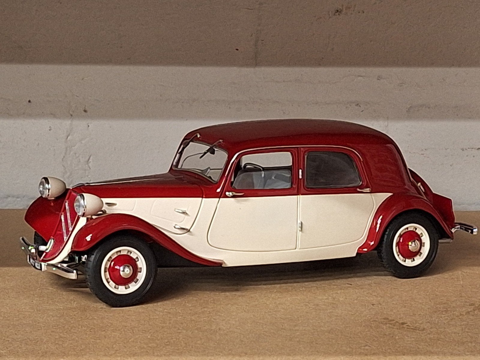 Citroën Traction 7 (1937), Solido, Solido, Ophalen of Verzenden, Zo goed als nieuw