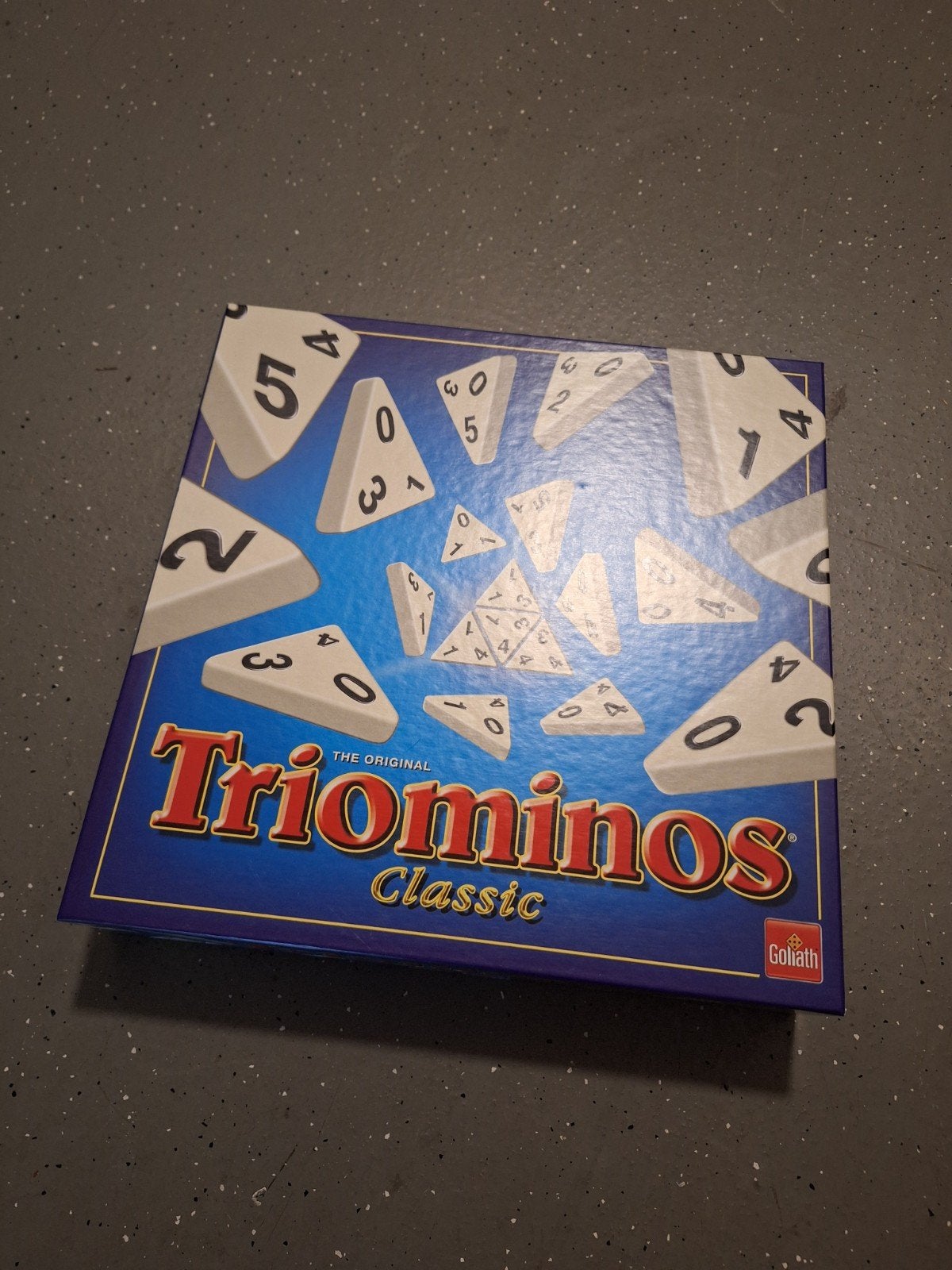 Triominos Classic bordspel van Goliath, Drie of vier spelers, Ophalen, Gebruikt, Goliath