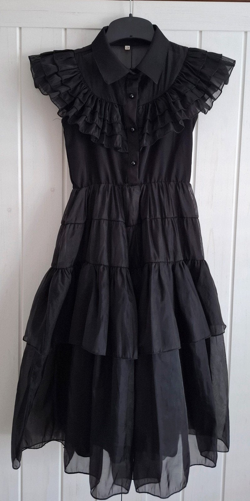 Wednesday jurk Halloween, Kinderen en Baby's, Carnavalskleding en Verkleedspullen, Ophalen of Verzenden, Gebruikt, 110 t/m 116