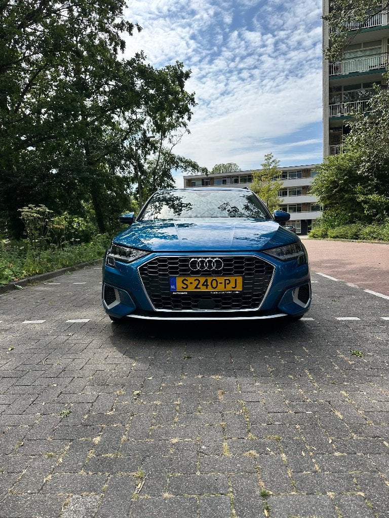 Audi A3 Sportback 35 Tfsi 150pk S-tronic 2020 Blauw, Dealer onderhouden, Stof, 1498 cc, 4 cilinders