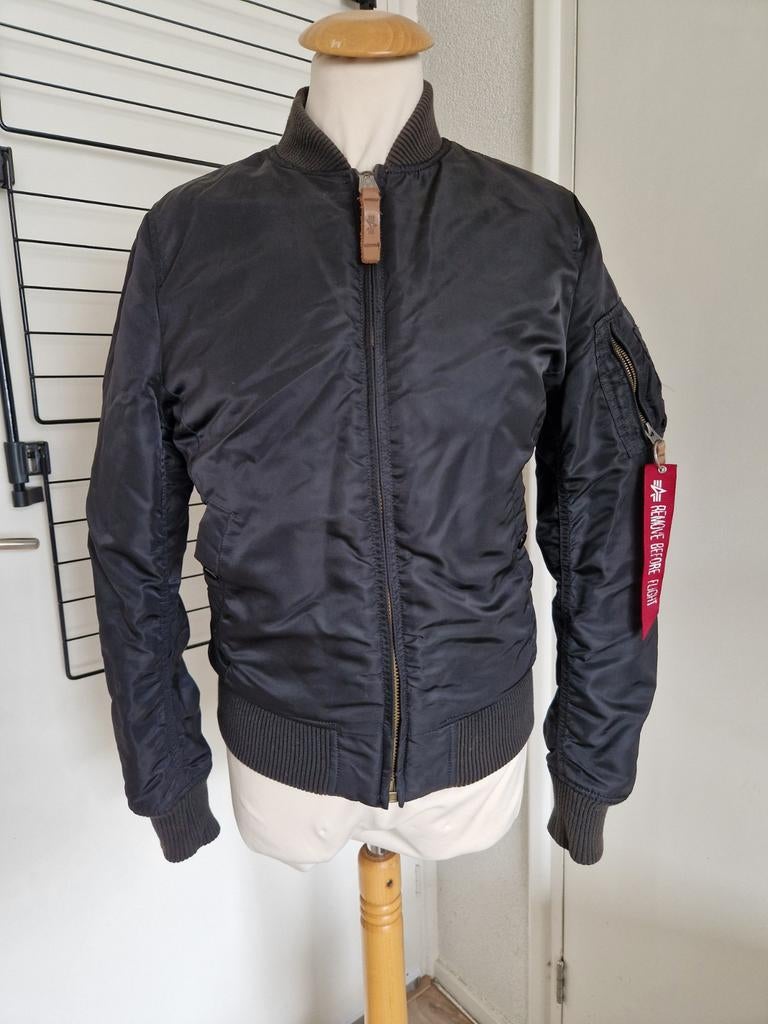 Alpha Industries Bomberjas Maat Small, Kleding | Heren, Alpha Industries, Zwart, Ophalen of Verzenden, Gedragen