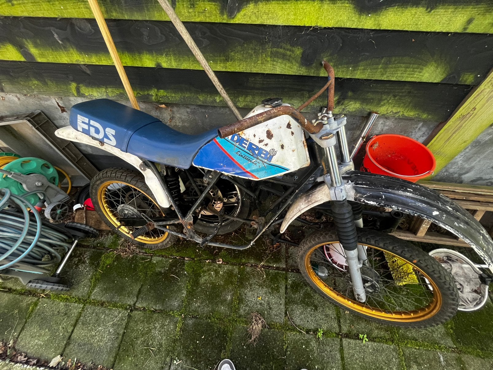 Derbi fds frame, Ophalen