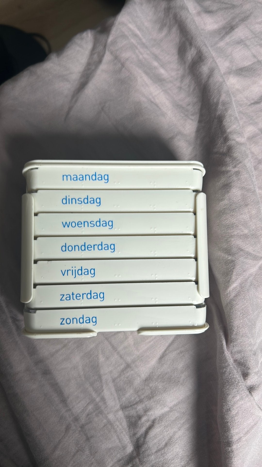Medicijnen doos week, Ophalen of Verzenden, Zo goed als nieuw