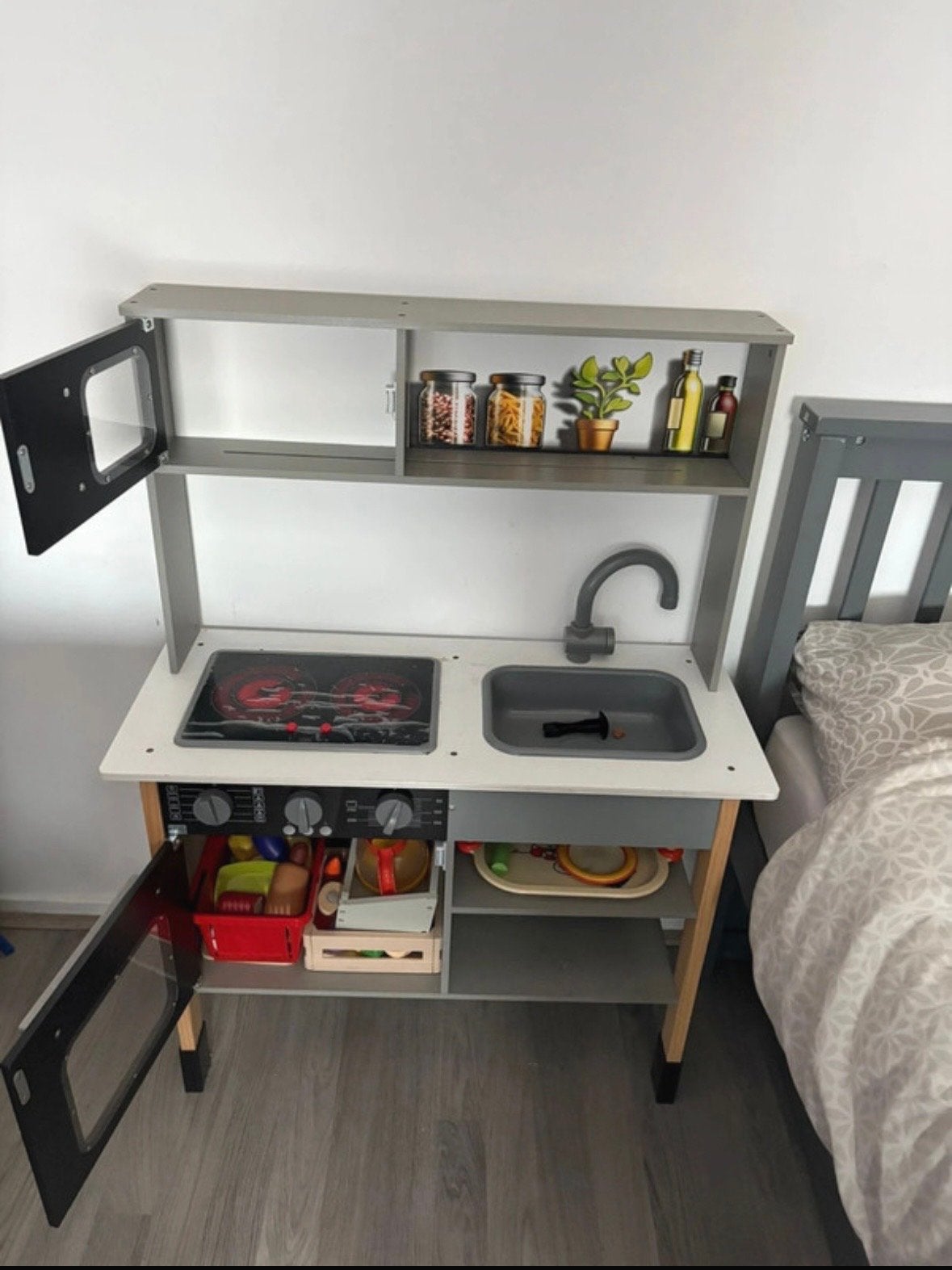 Miele Speelkeuken met Oven, Kookplaat en Kraan, Ophalen, Gebruikt, Hout, Speelkeuken
