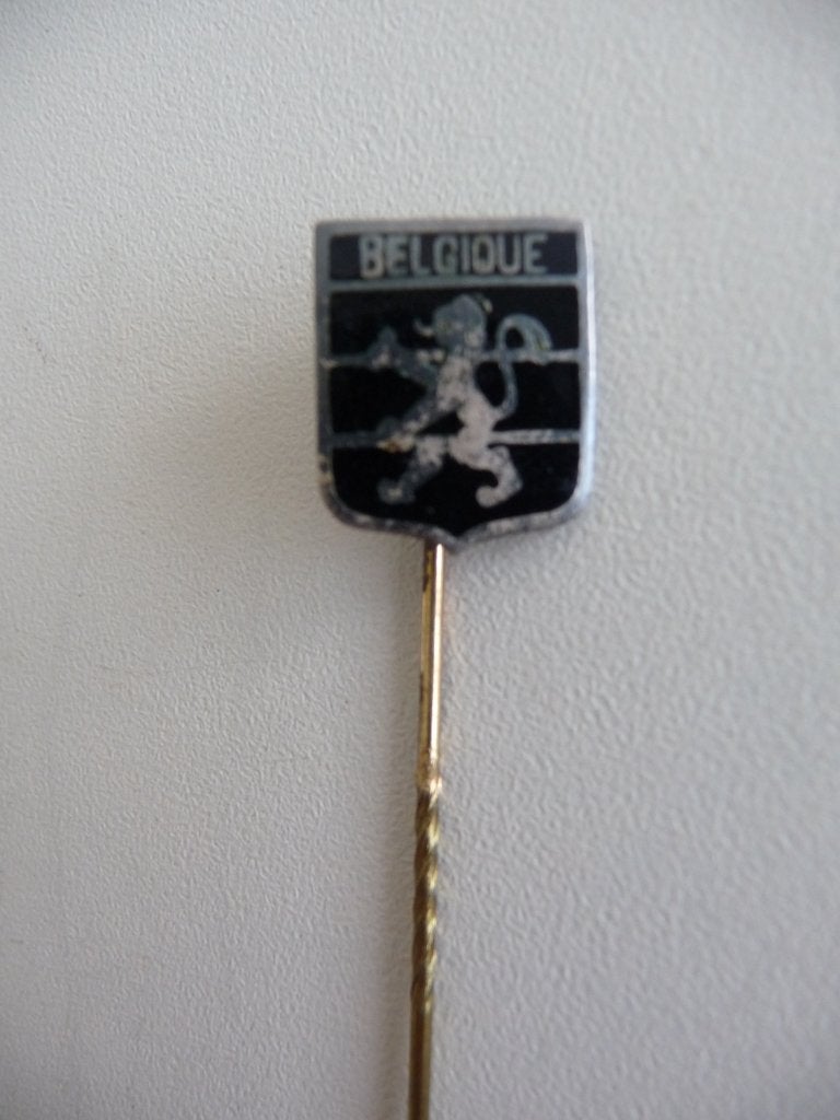 oud emaille speldje - BELGIQUE - BELGIE, Ophalen of Verzenden, Gebruikt, Stad of Land, Speldje of Pin