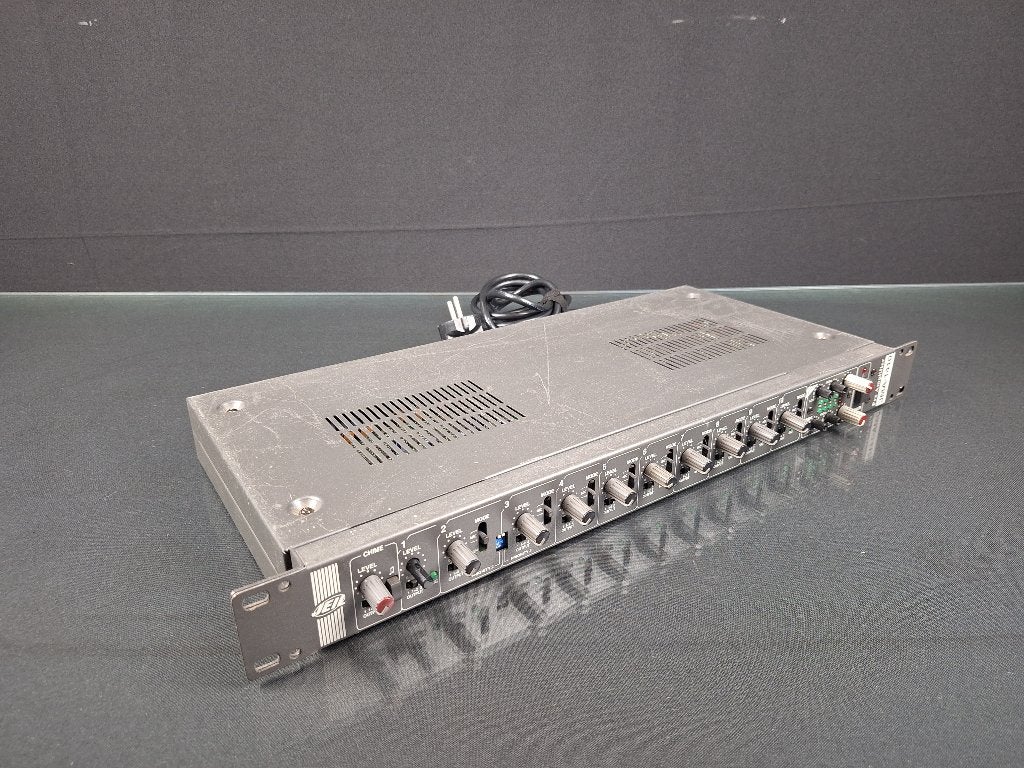 JET JMA-1410 10-Kanaals 19" Rack Voorversterker, Audio, Tv en Foto, Professionele Audio-, Tv- en Video-apparatuur, Gebruikt, Audio