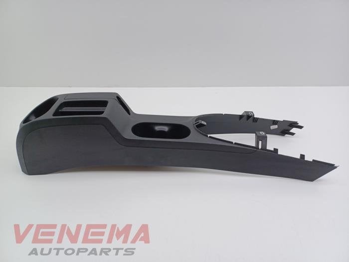 Middenconsoles van een Volkswagen Caddy, Gebruikt, -, Volkswagen, -