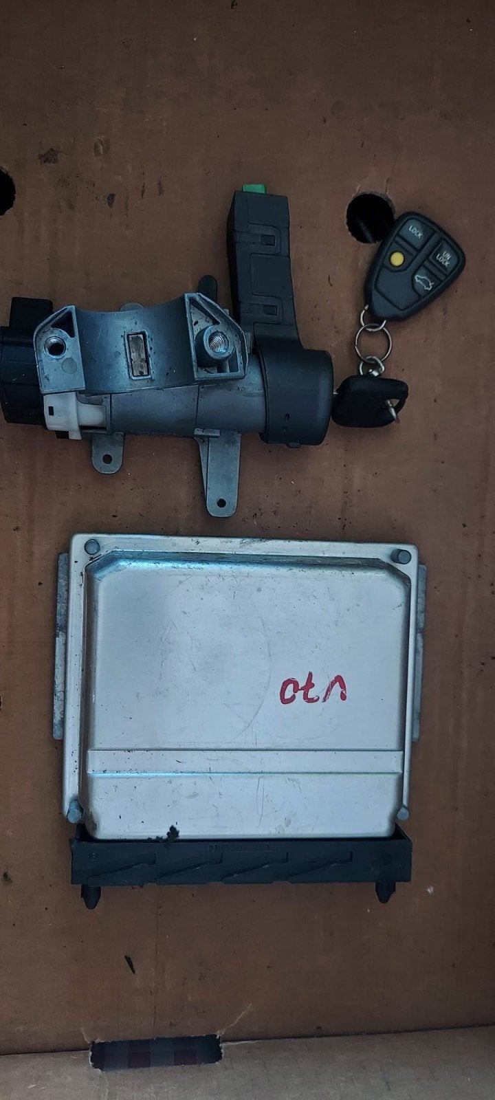 Sleutel contactslot immobiliser ECU Volvo V70 II 2.4 D, Ophalen of Verzenden, Volvo