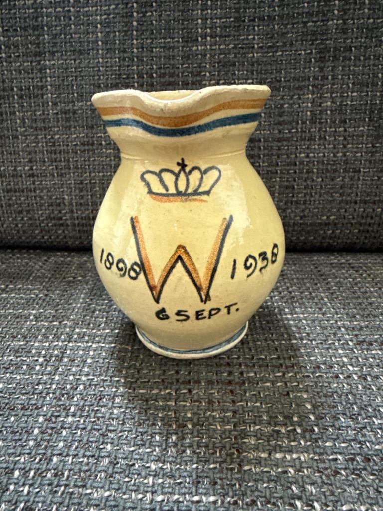 Antieke Goedewaagen Jubileum Kannetje  Wilhelmina 1898-1938, Ophalen of Verzenden, Gebruikt